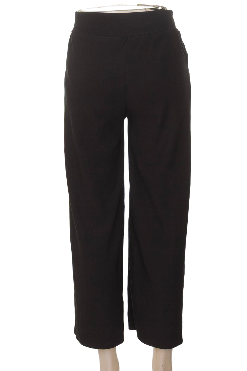 Pantalones color Negro - Closeando