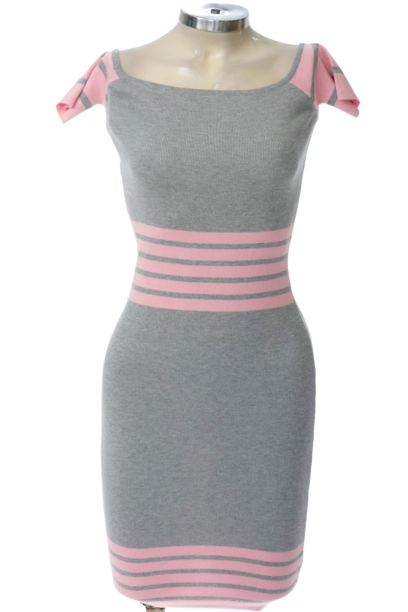 Vestido / Enterizo color Gris - Closeando