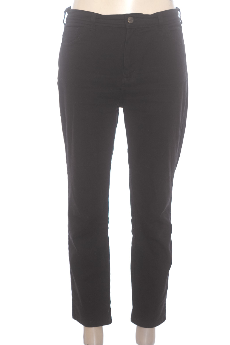 Pantalones color Negro - Lee