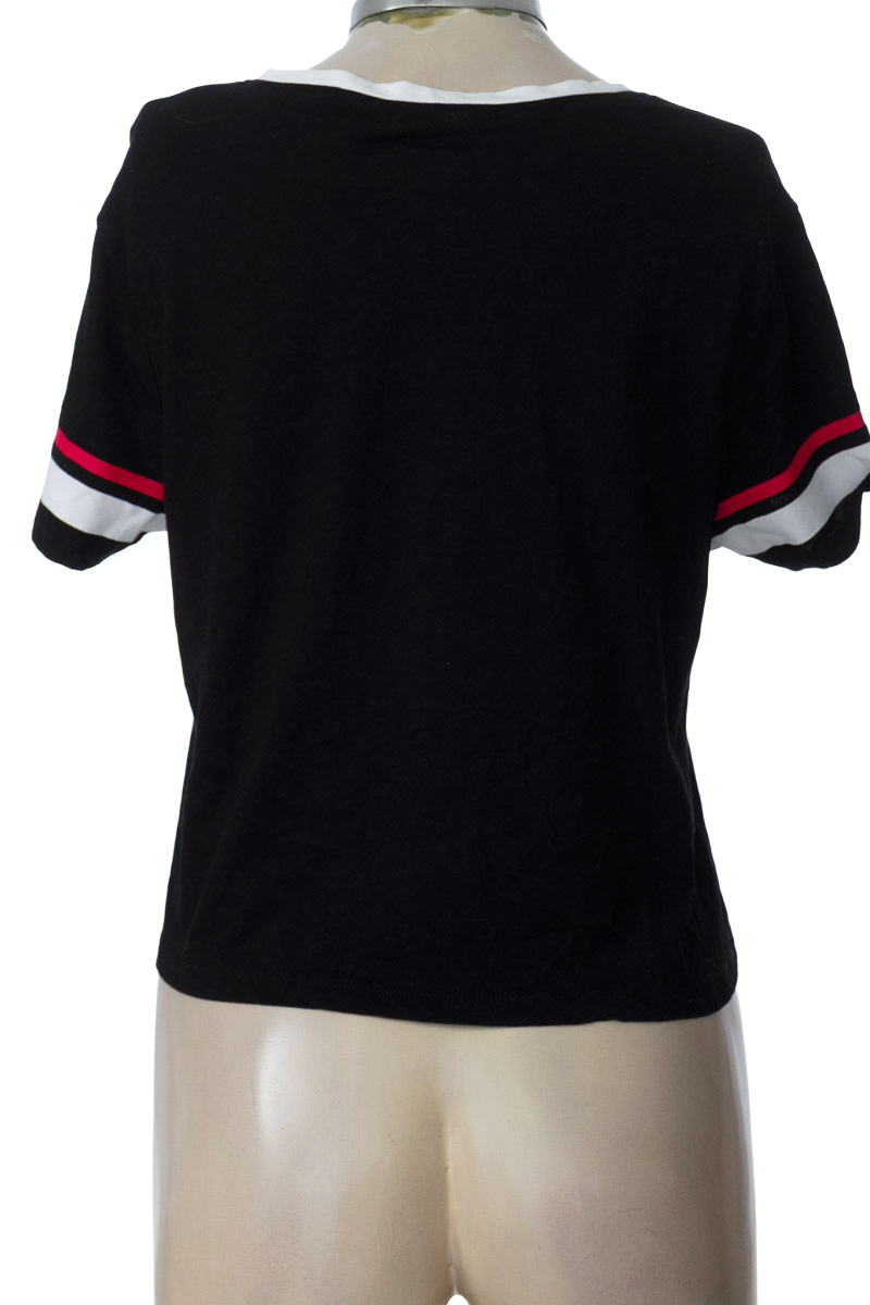 Top / Camiseta color Negro - Fb Sister