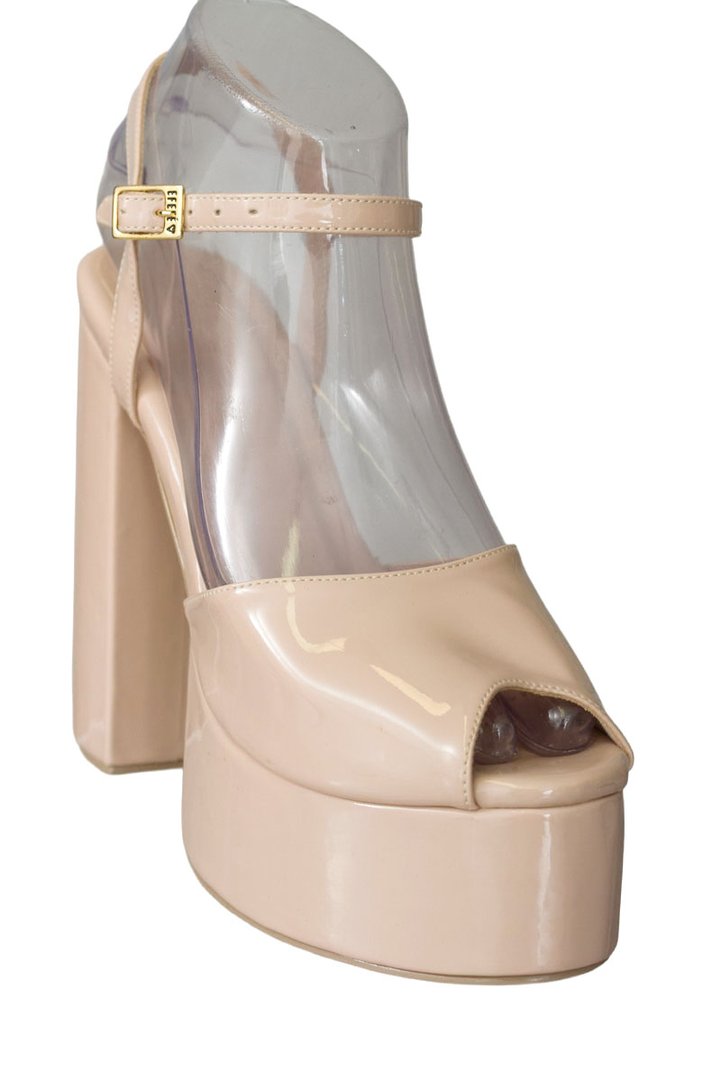 Zapatos color Rosado - Efecé