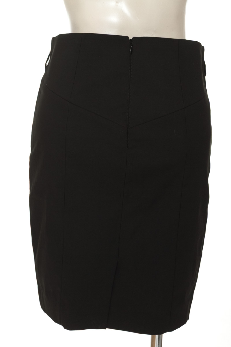 Falda color Negro - NAF NAF