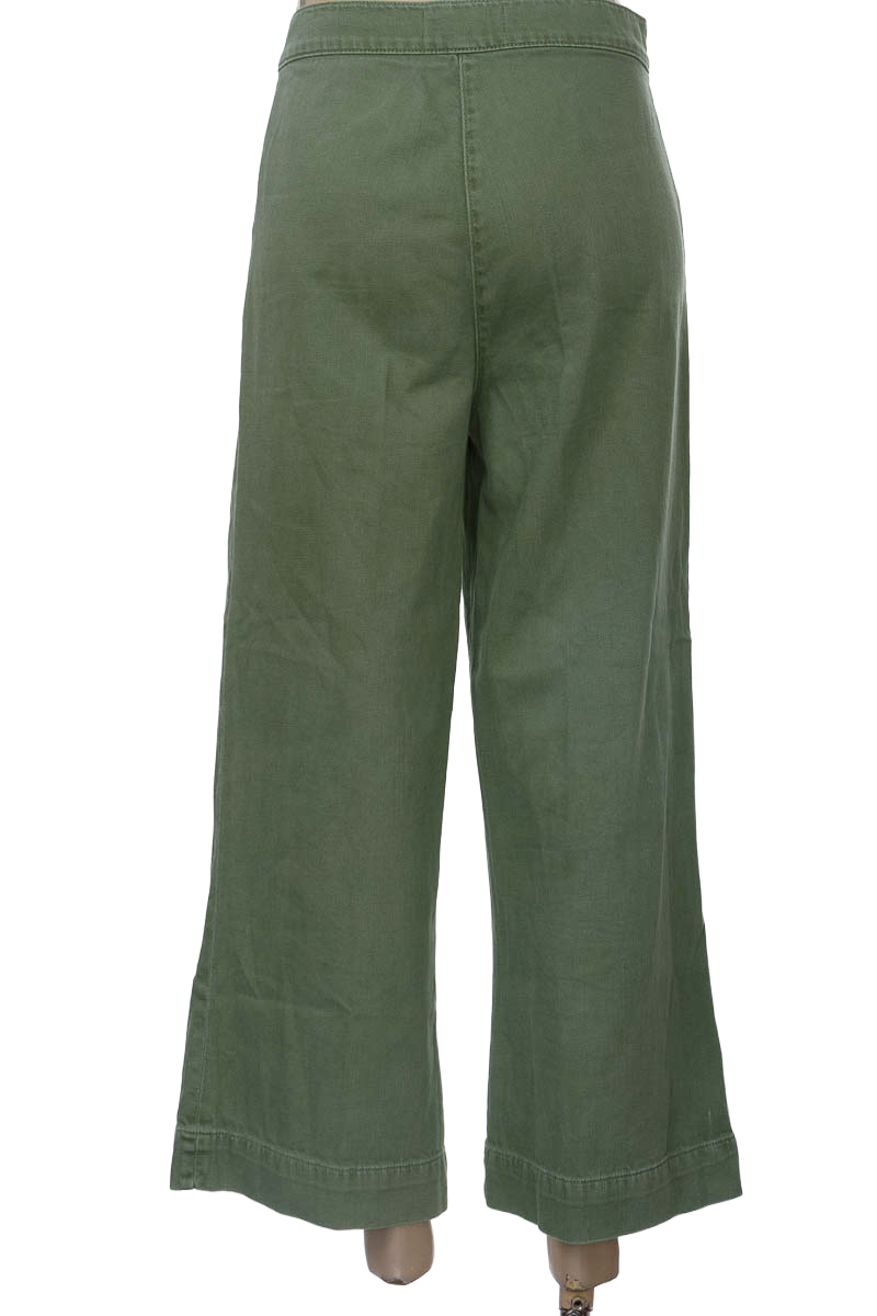 Pantalones color Verde - Zara