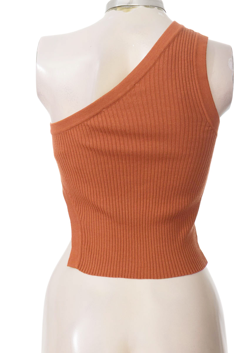 Top / Camiseta color Café - Zara