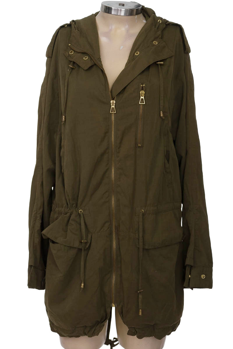 Chaqueta / Abrigo color Verde - Zara