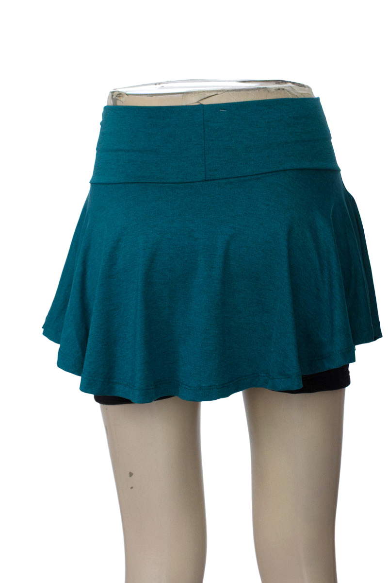 Ropa Deportiva / Salida de Baño color Verde - Closeando