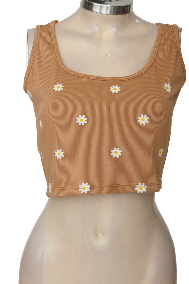 Top / Camiseta color Beige - Closeando