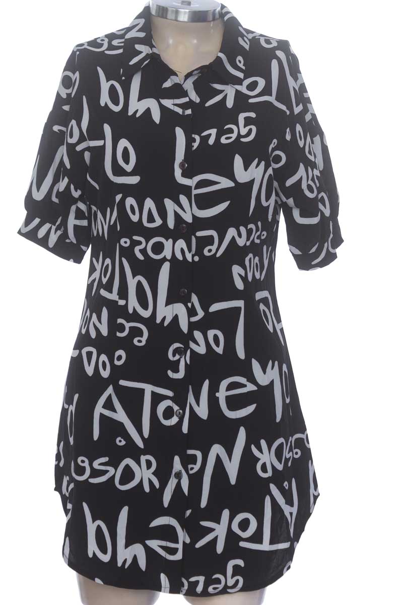 Vestido / Enterizo color Negro - Closeando