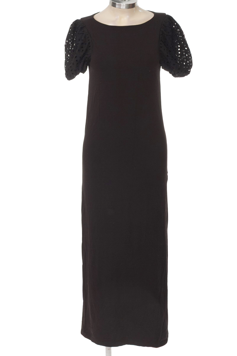 Vestido / Enterizo color Negro - Basement