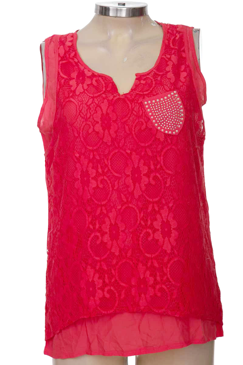 Top / Camiseta color Rosado - Closeando