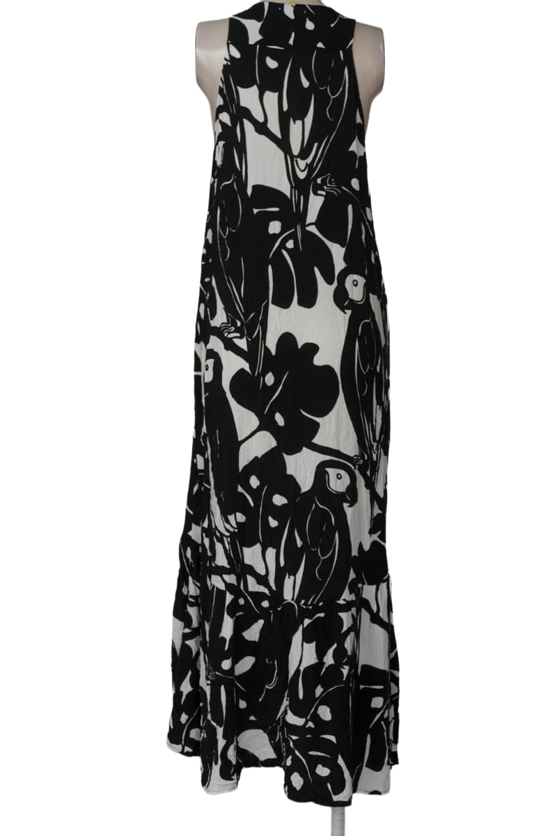 Vestido / Enterizo color Negro - Touche