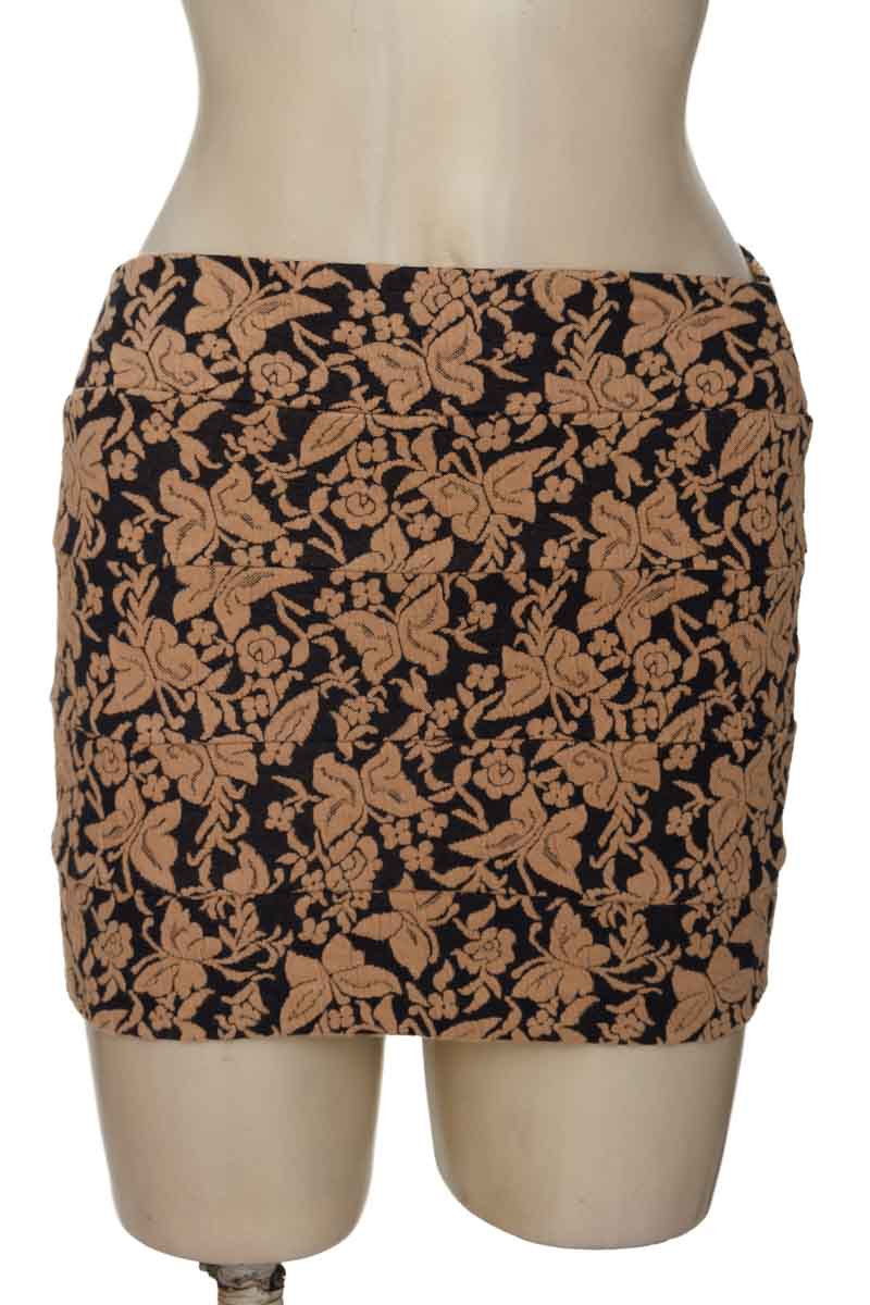 Falda color Beige - ELA