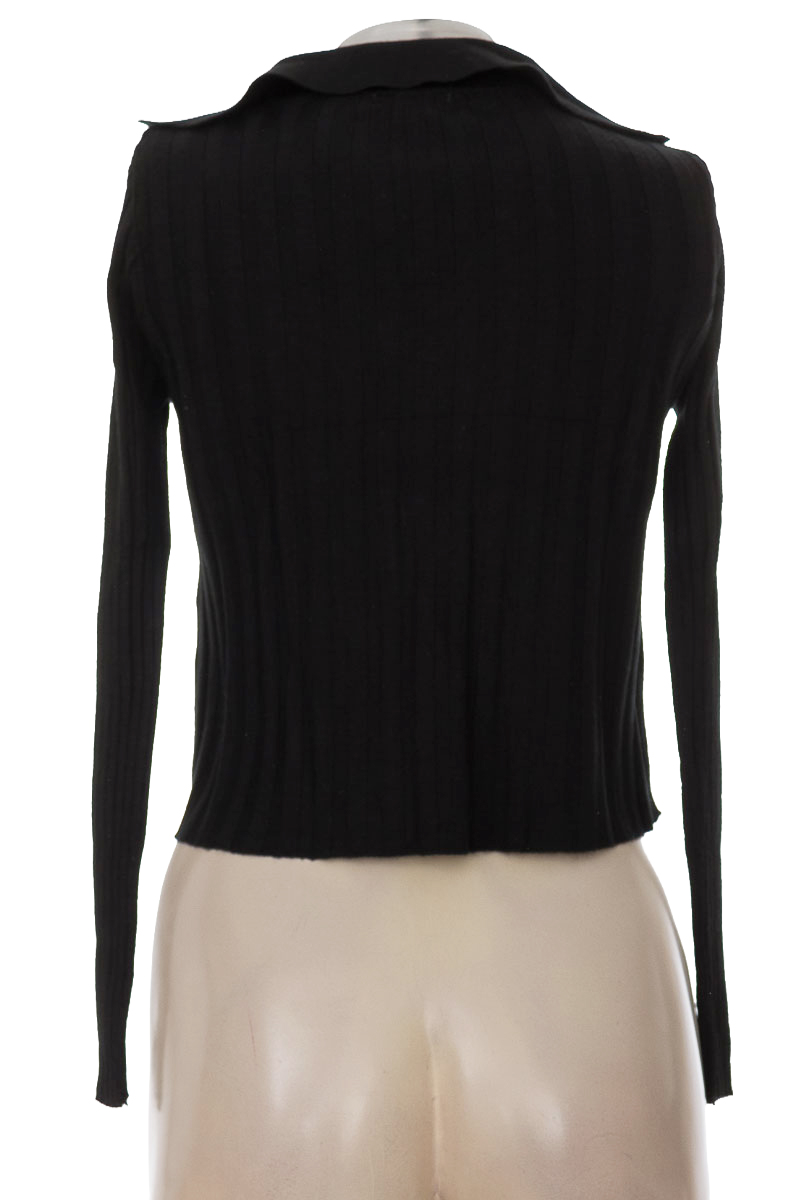 Sweater color Negro - Dokdo K