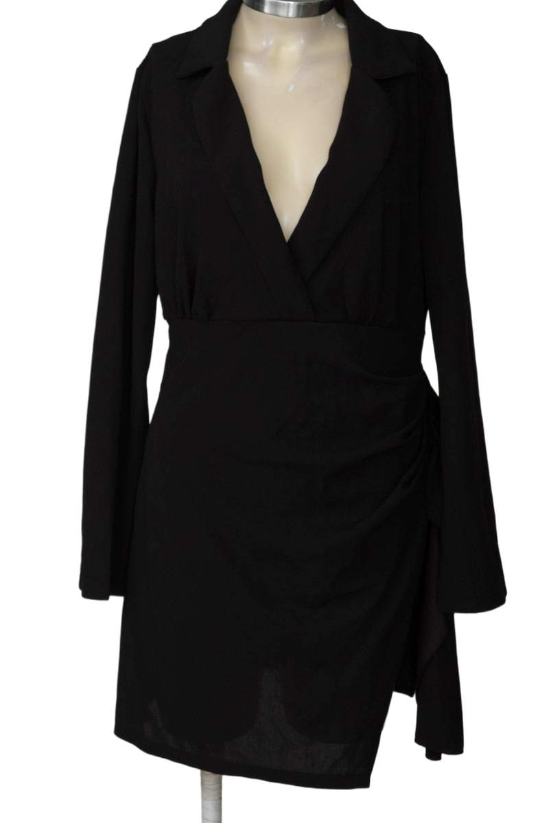 Vestido / Enterizo color Negro - Closeando