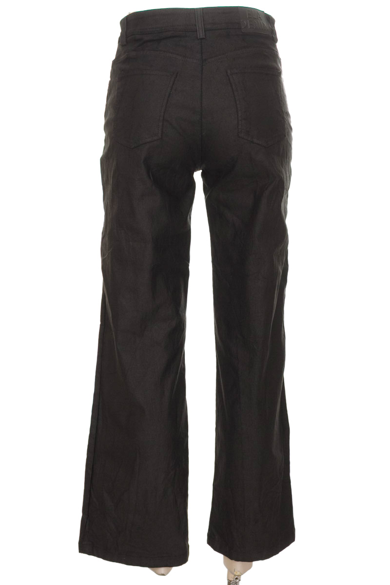 Pantalones color Negro - ELA