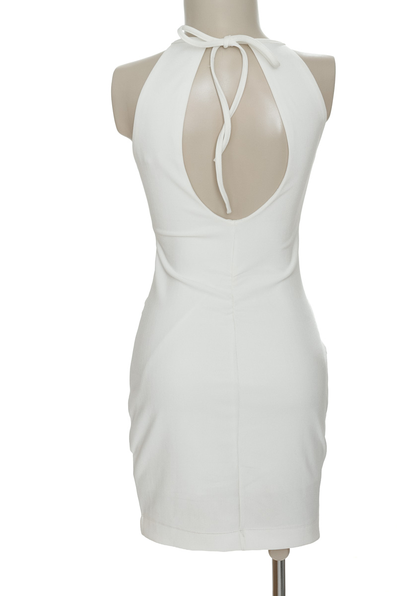 Vestido / Enterizo color Blanco - Closeando