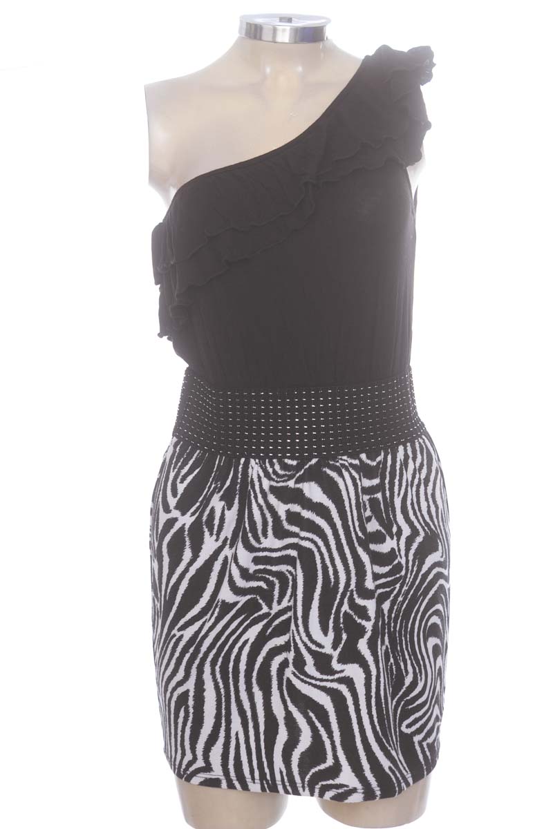 Vestido / Enterizo color Negro - Entro