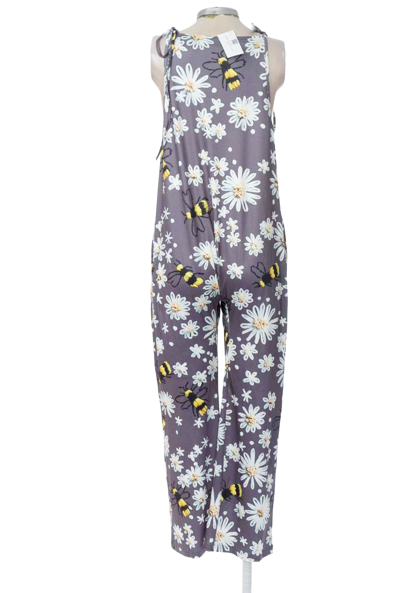 Vestido / Enterizo color Gris - Closeando