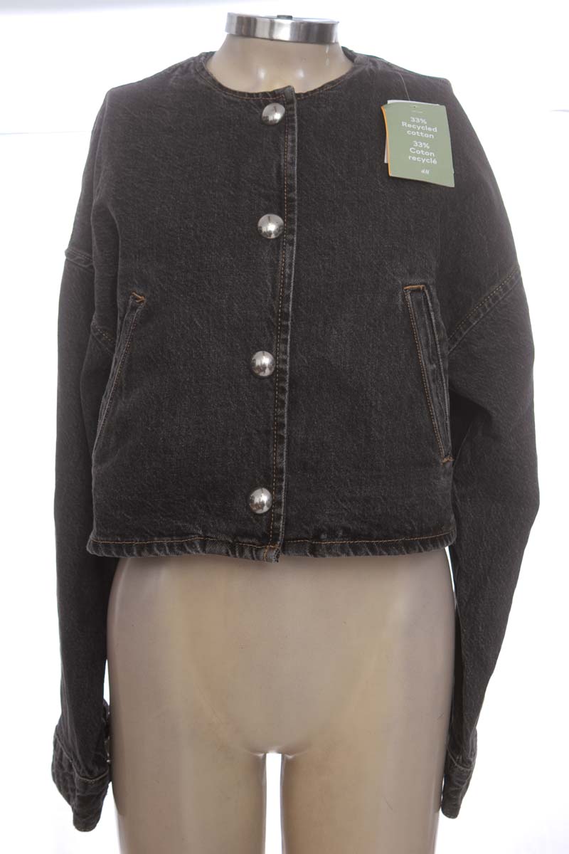 Chaqueta / Abrigo color Gris - H&M