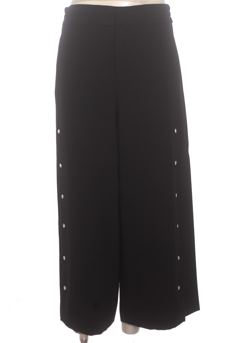 Pantalones color Negro - Zara