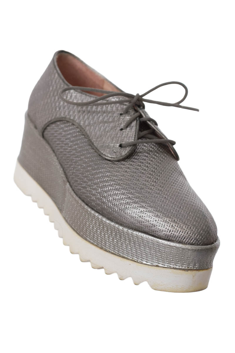 Zapatos color Plateado - Closeando