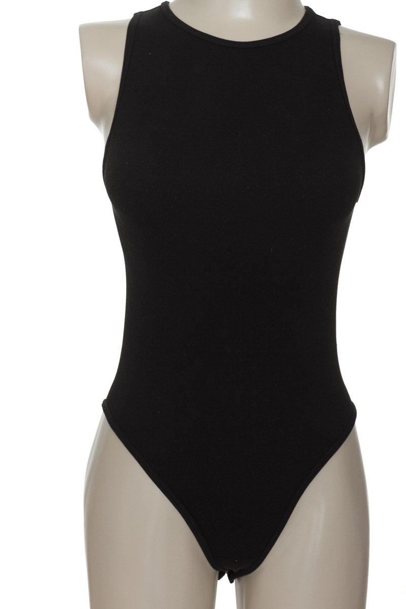 Top / Camiseta color Negro - Pull & Bear