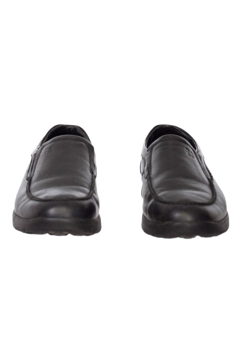 Zapato color Negro - 24 HRS