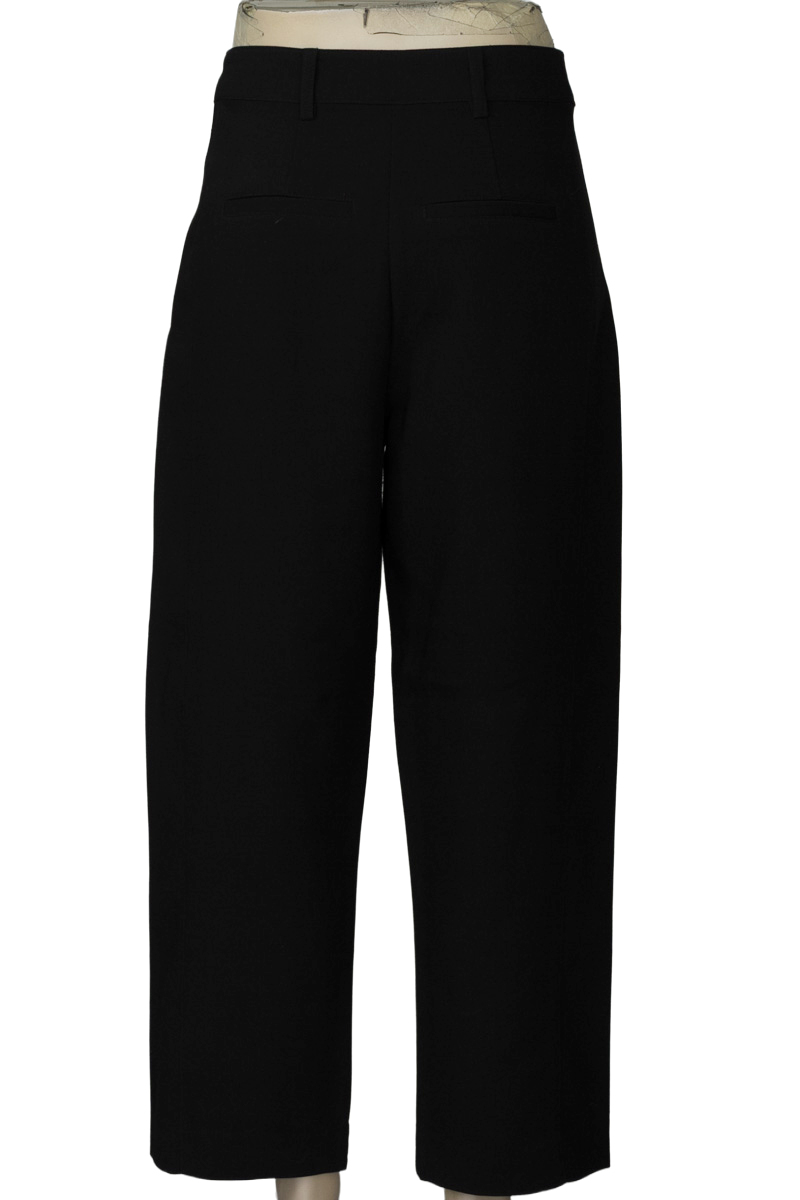 Pantalones color Negro - Basement