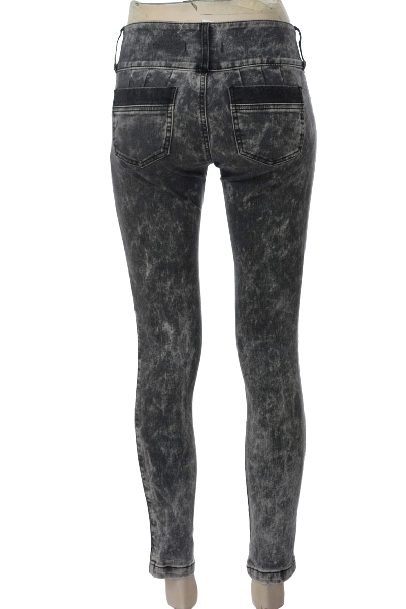 Pantalones color Gris - Azzorti