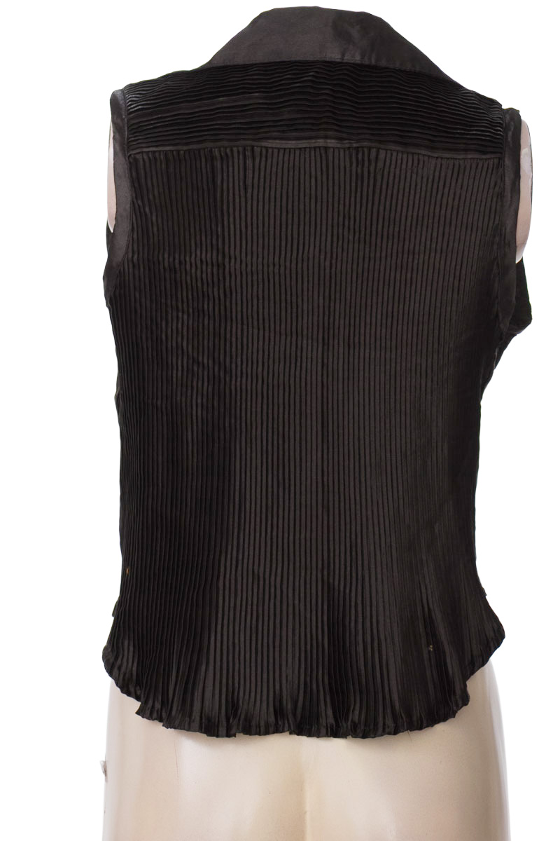 Blusa color Negro - California Inn