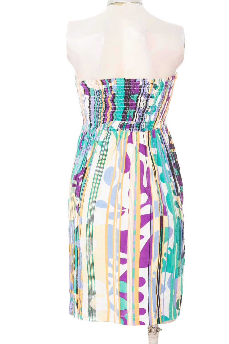 Vestido / Enterizo color Estampado - Closeando