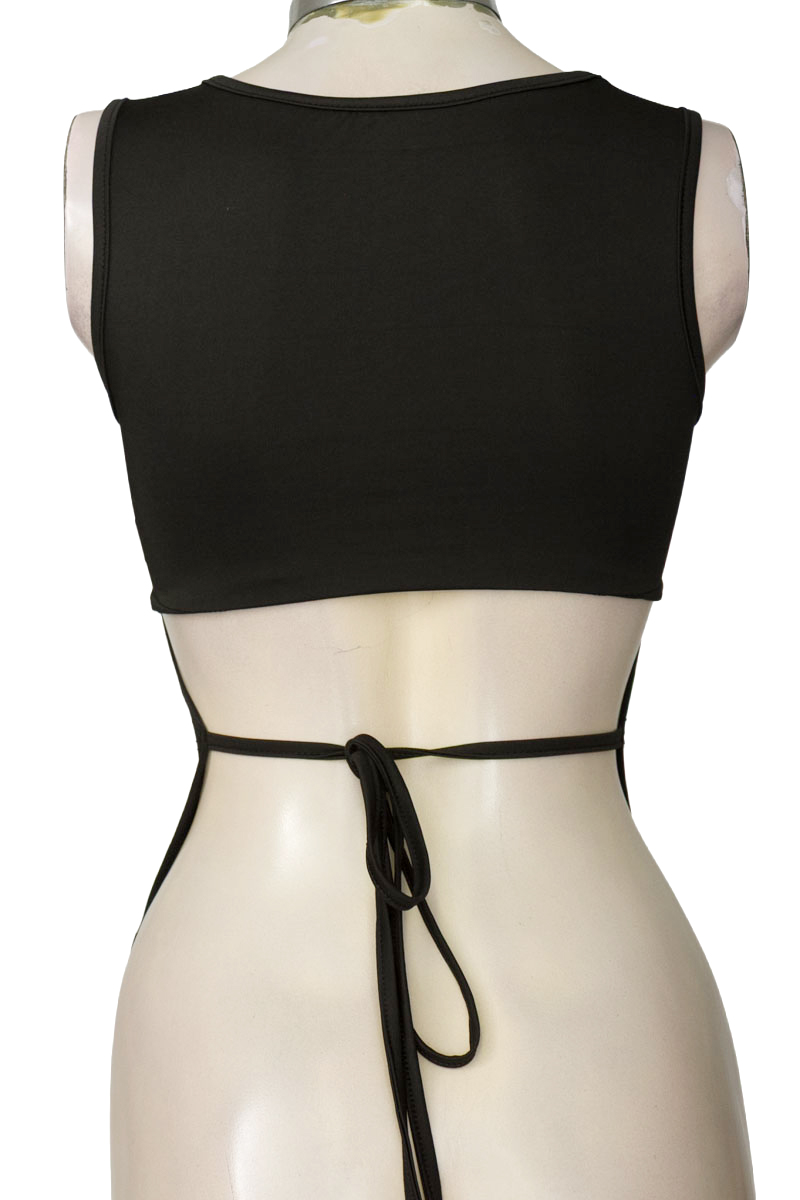 Top / Camiseta color Negro - Closeando