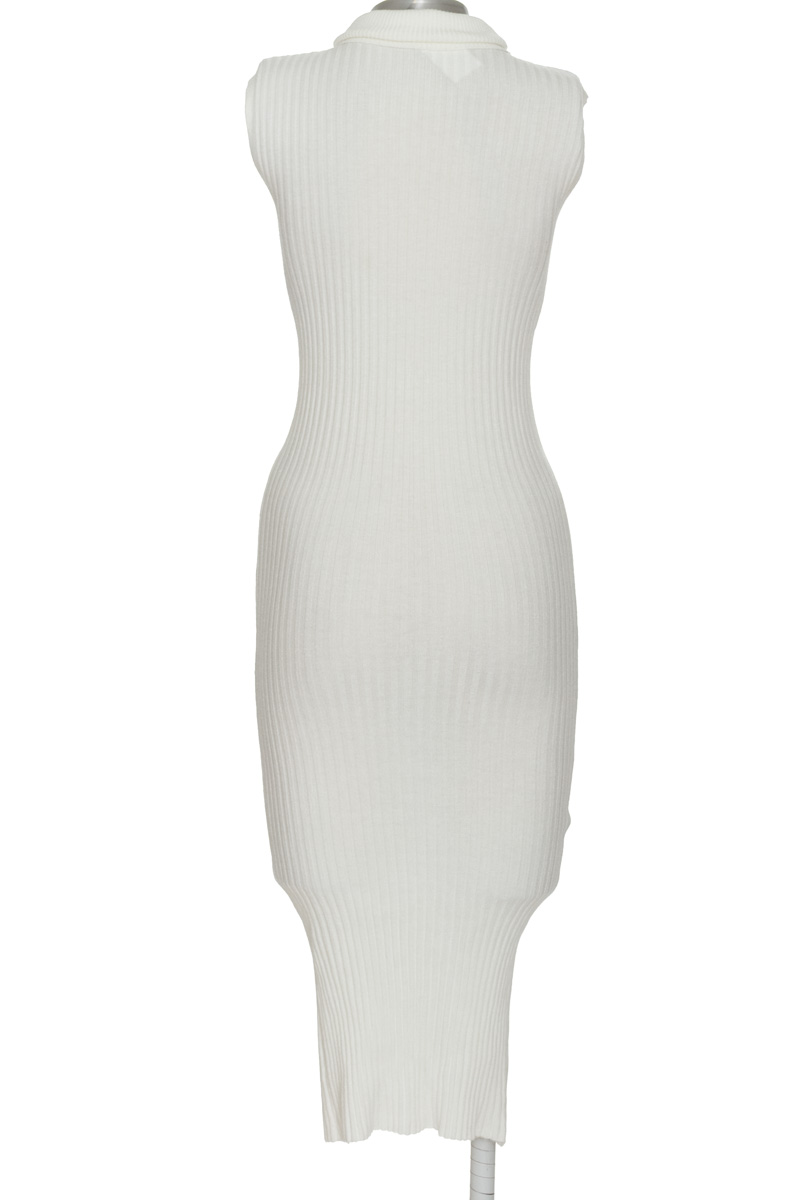 Vestido / Enterizo color Blanco - Closeando