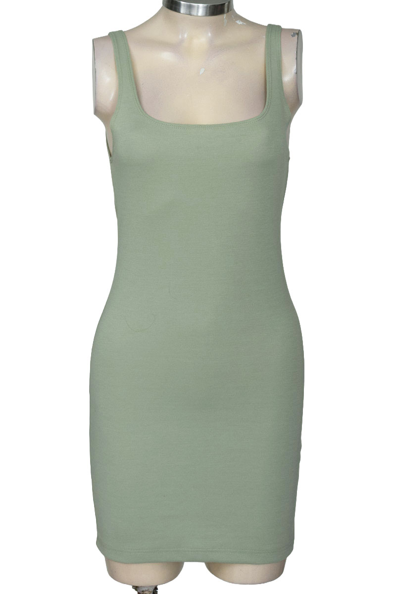 Vestido / Enterizo color Verde - Zara