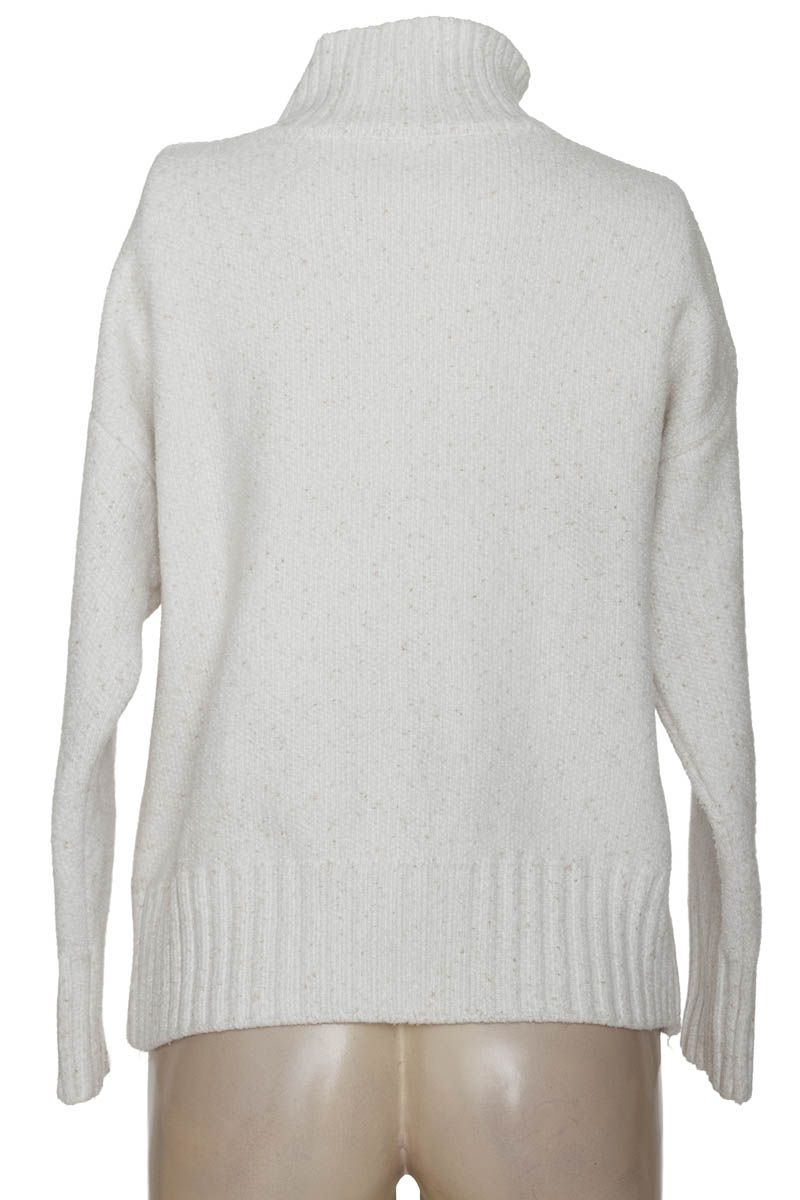 Sweater color Blanco - Closeando