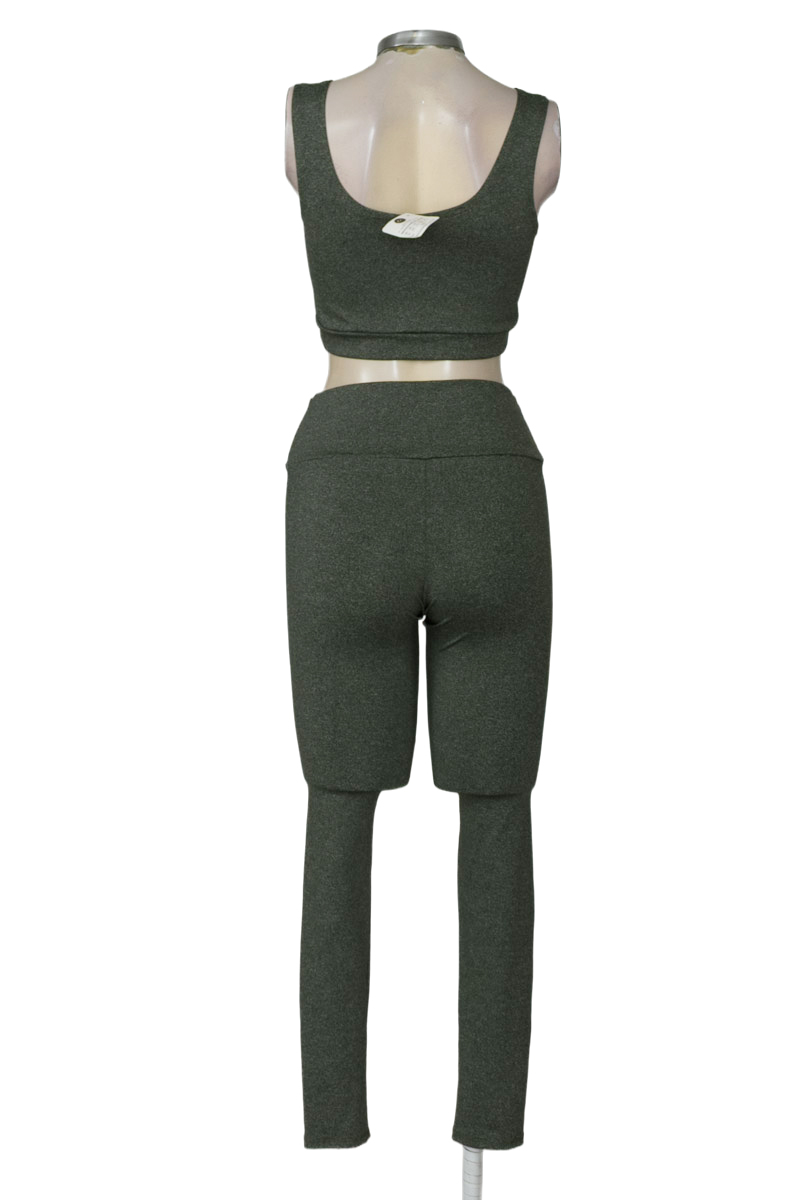 Ropa Deportiva / Salida de Baño color Verde - Zula modas