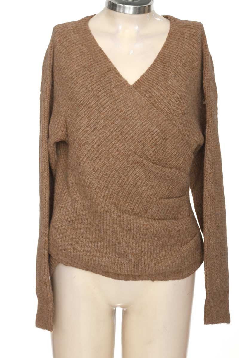 Sweater color Café - Closeando