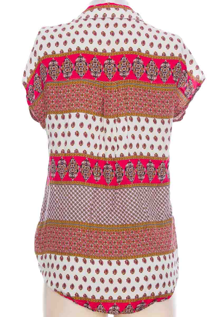 Top / Camiseta color Estampado - NAF NAF