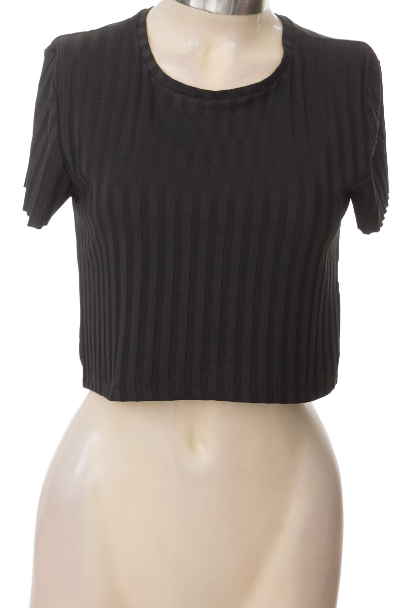 Top / Camiseta color Negro - Lefties