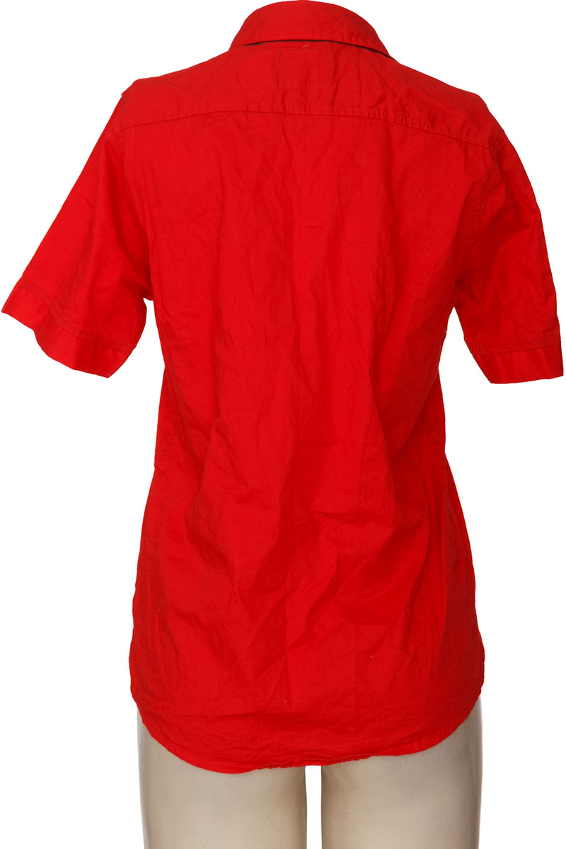Blusa color Rojo - Closeando