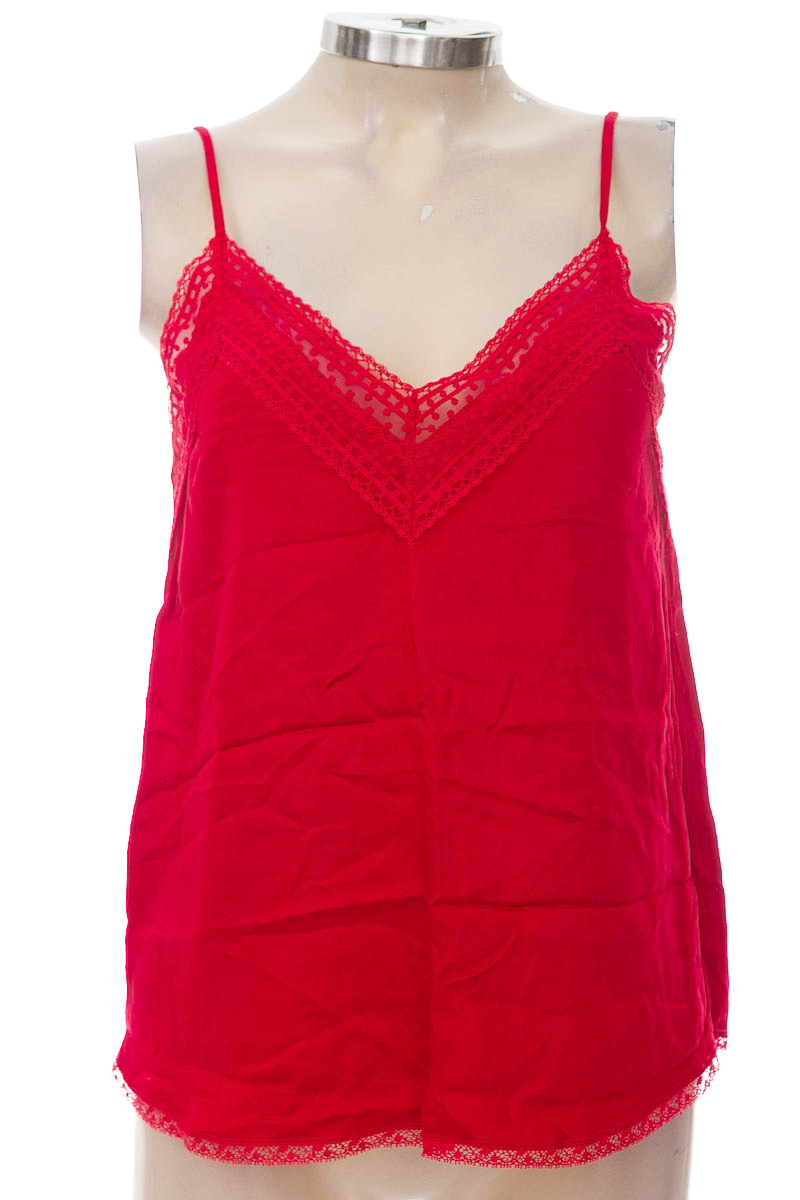 Top / Camiseta color Rojo - Stradivarius