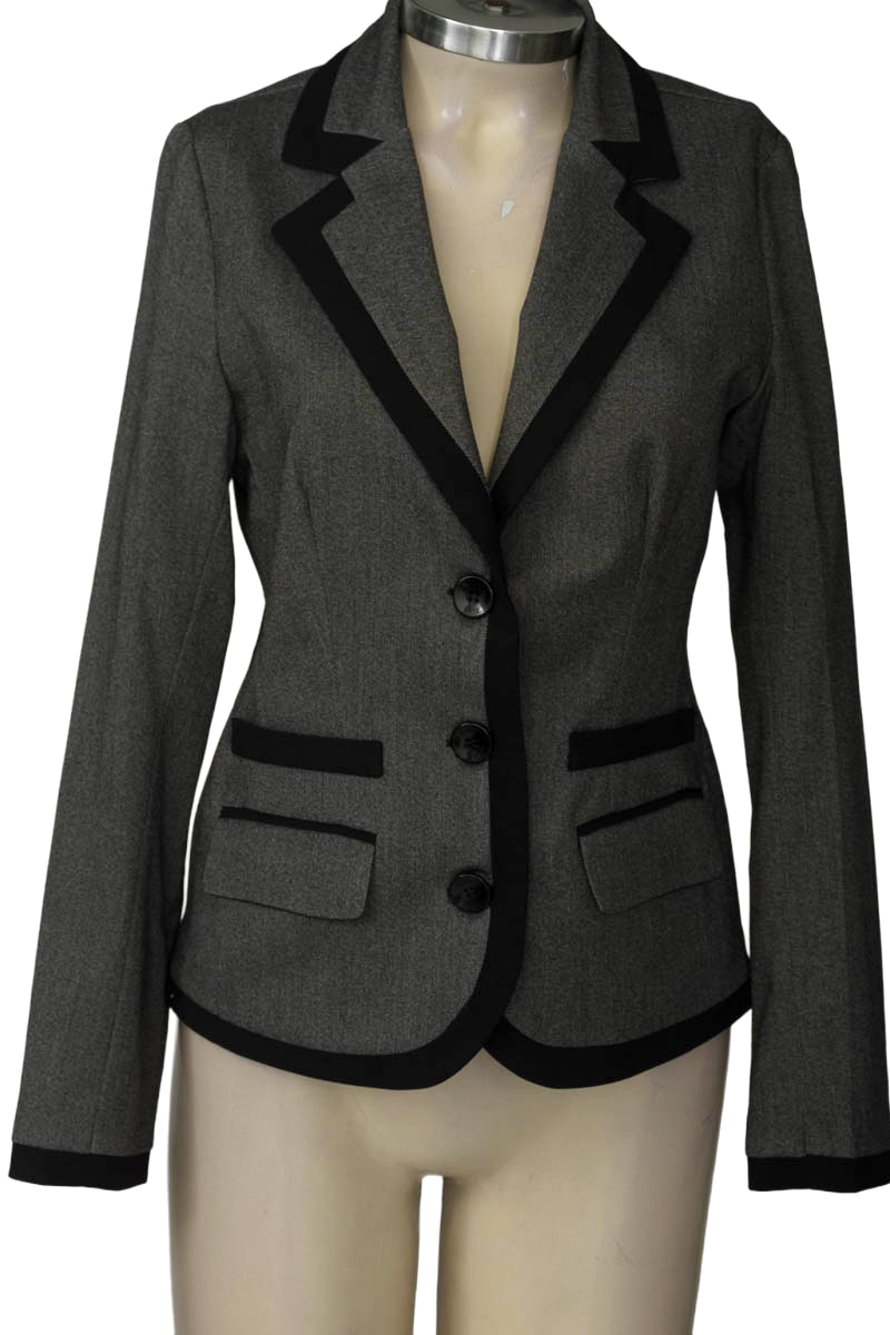 Chaqueta / Abrigo color Gris - XUSS
