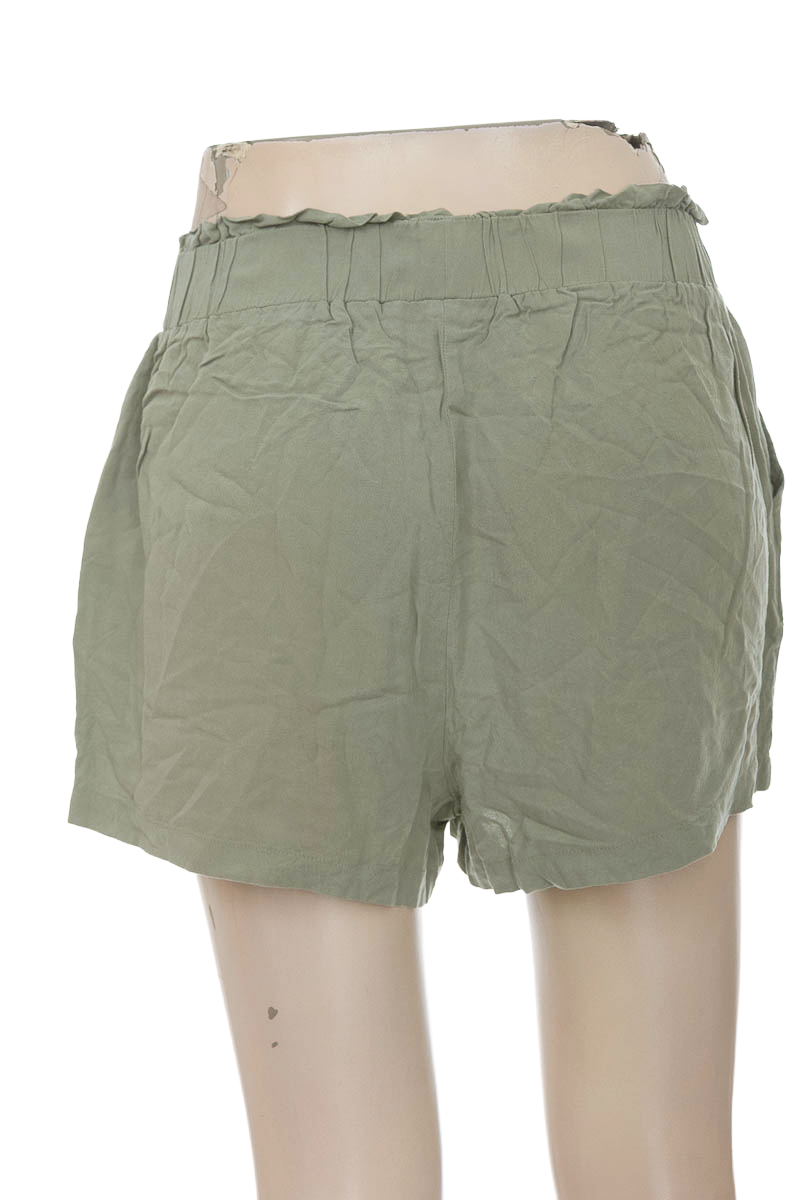 Short color Verde - Primark