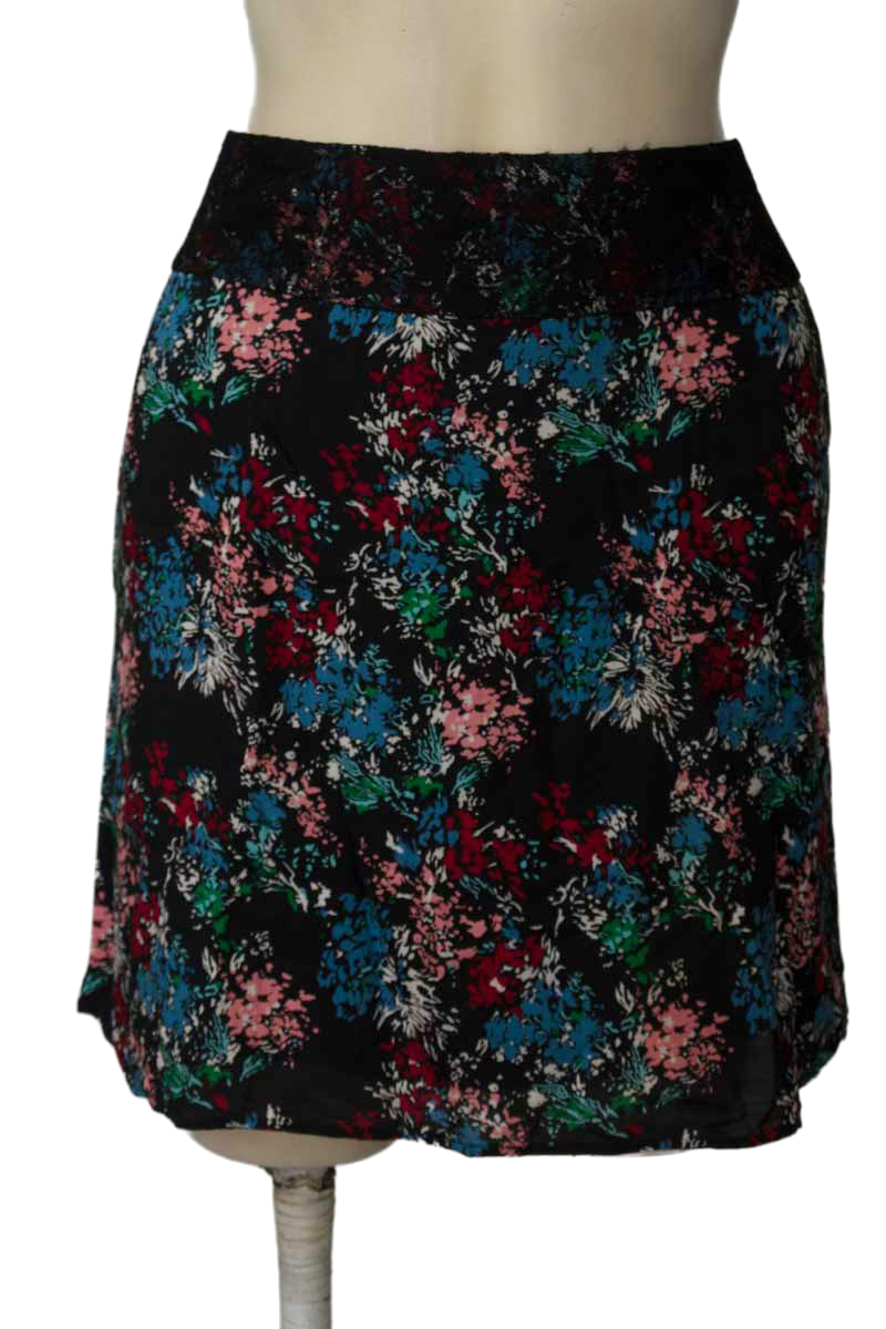 Falda color Negro - NAF NAF