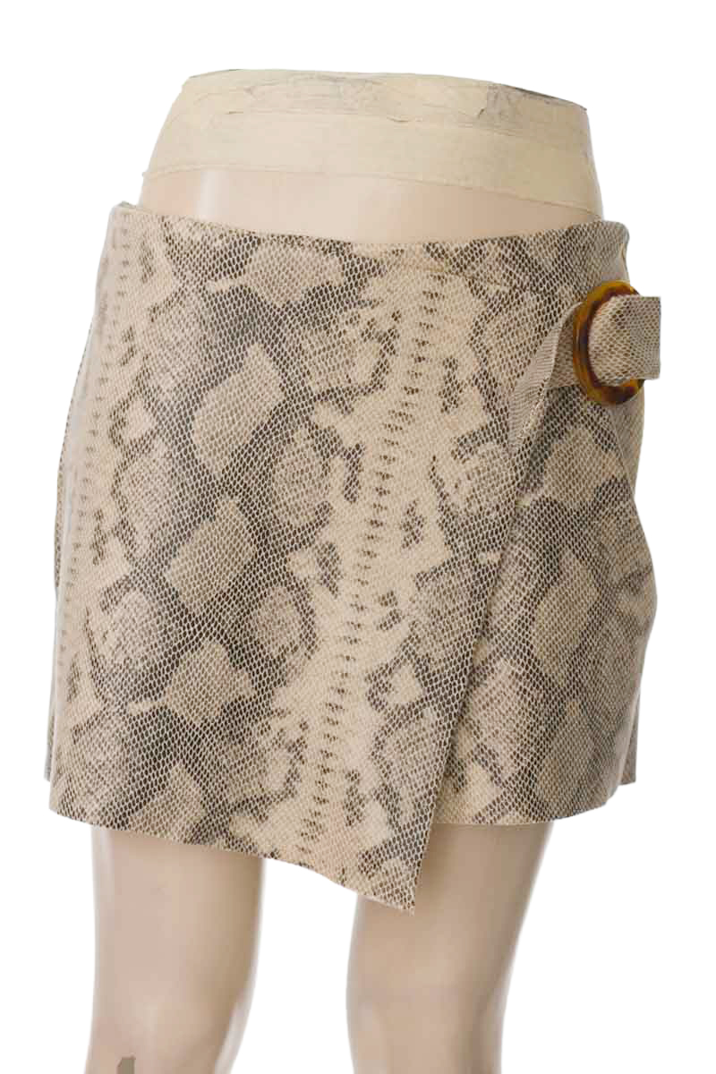 Short color Beige - Zara