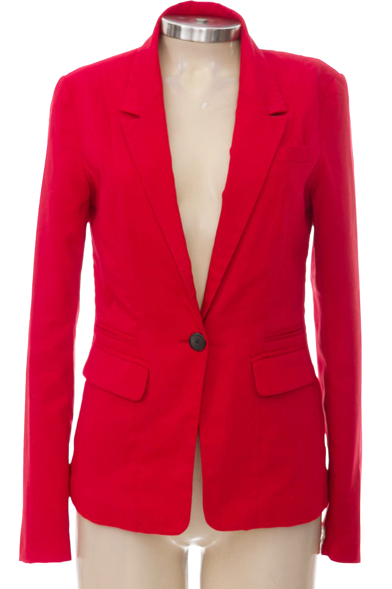 Chaqueta / Abrigo color Rojo - Bershka