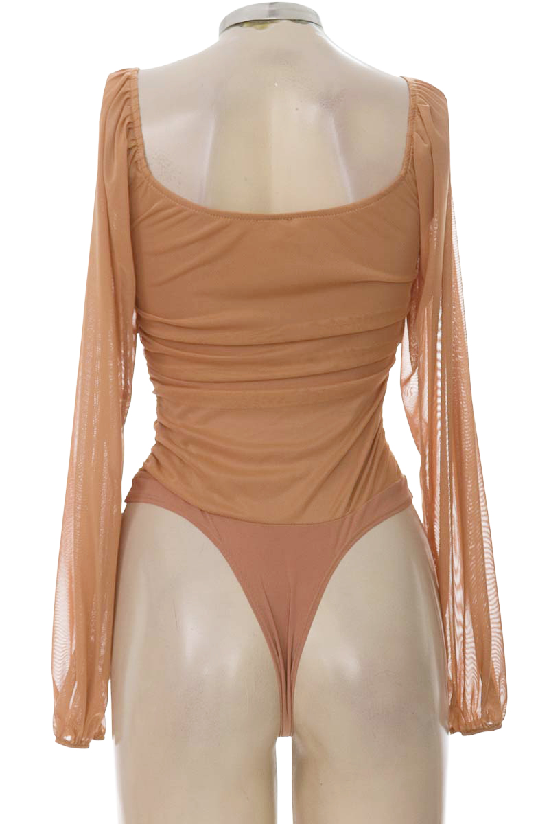 Top / Camiseta color Beige - Windsor