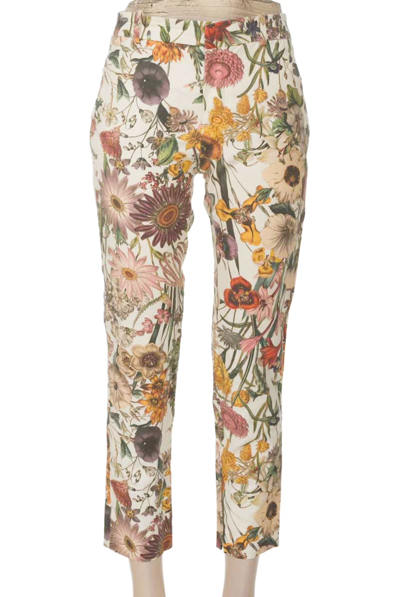 Pantalones color Beige - Zara