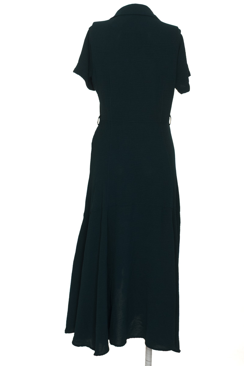 Vestido / Enterizo color Verde - Closeando