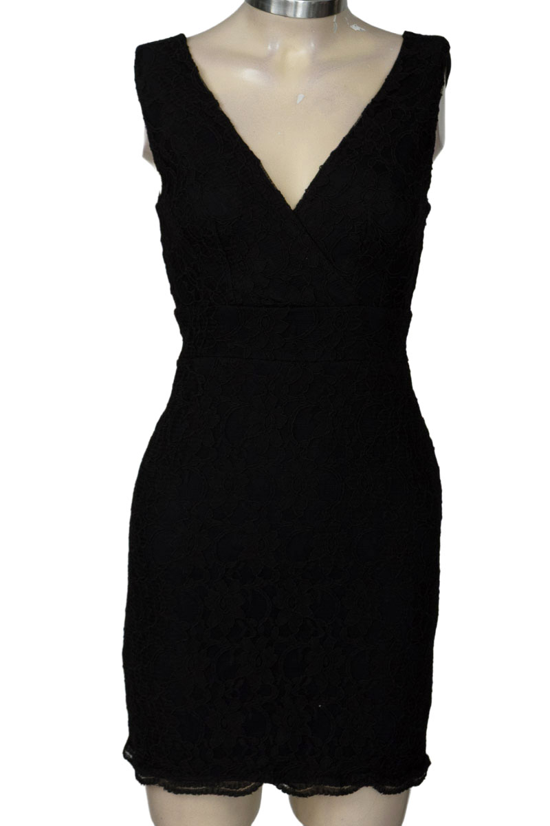 Vestido / Enterizo color Negro - The Color Wear